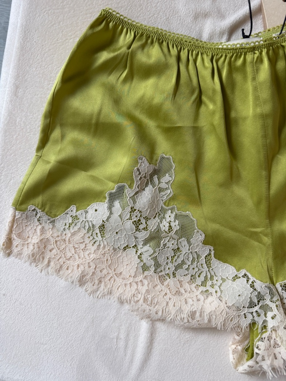 NWT Doen Iona Green Silk Lace-Trim Sleep Shorts with Cream Lace (small) - Picture 7 of 9